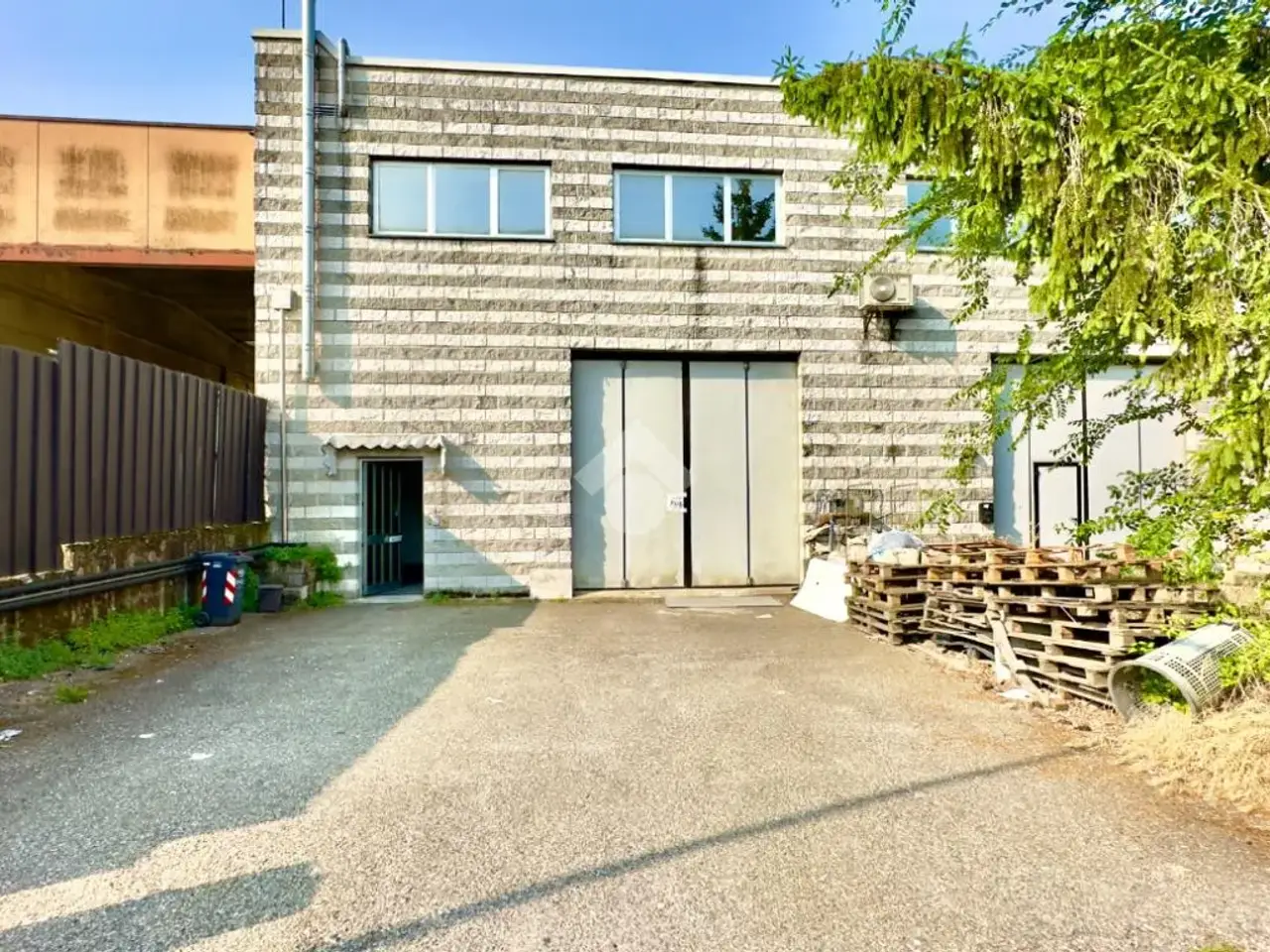 Capannone in Viale della Tecnica, Novi Ligure, {3} - Foto 1