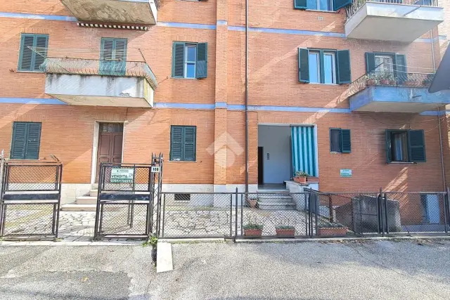 Zweizimmerwohnung in Via Flaminia 42, Rignano Flaminio - Foto 1