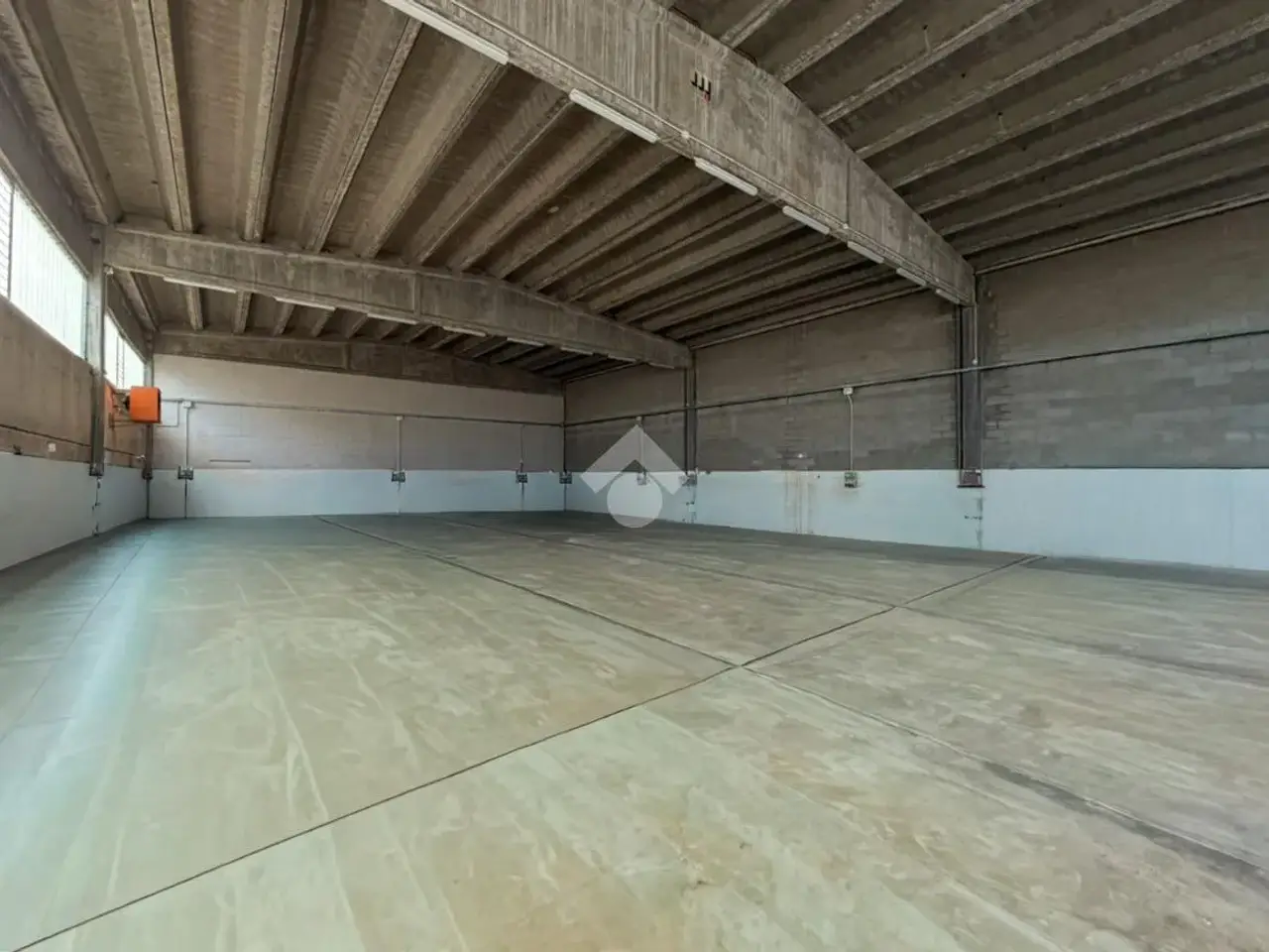 Laboratorio in Via Giuseppe Portapuglia 10, Piacenza, {3} - Foto 2