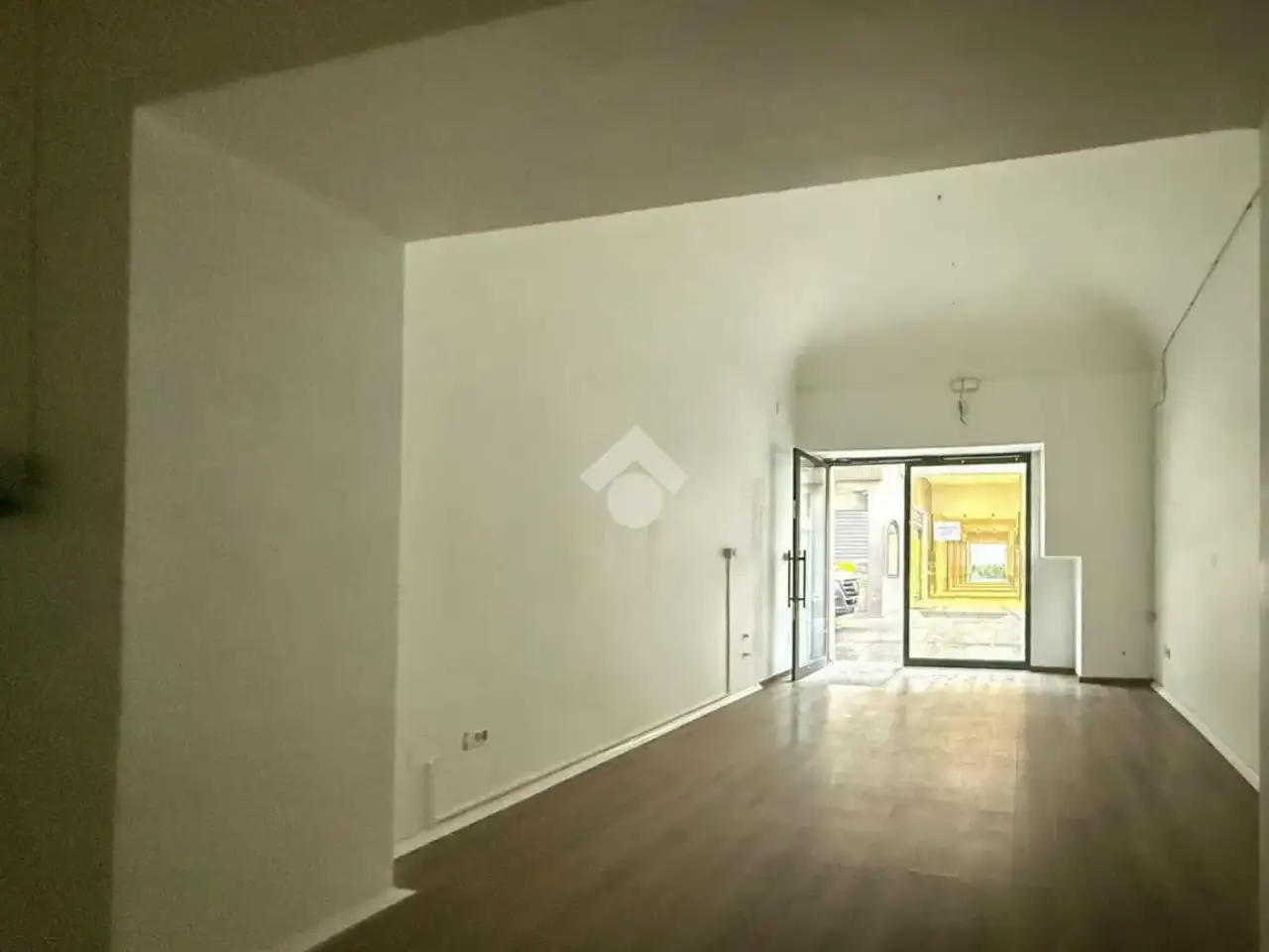 Negozio in Via Calzolai 68, Piacenza, {3} - Foto 2