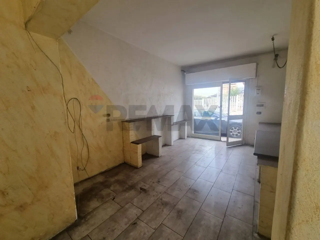 Negozio in Via Vincenzo Casagrandi 38, Catania, {3} - Foto 1