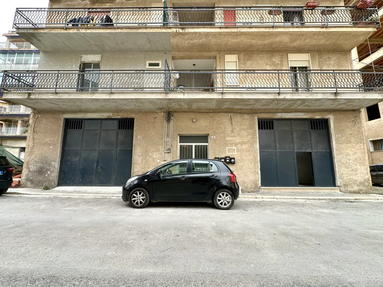 Magazzino in Partinico, Via Borromini, Partinico, {3} - Foto 1