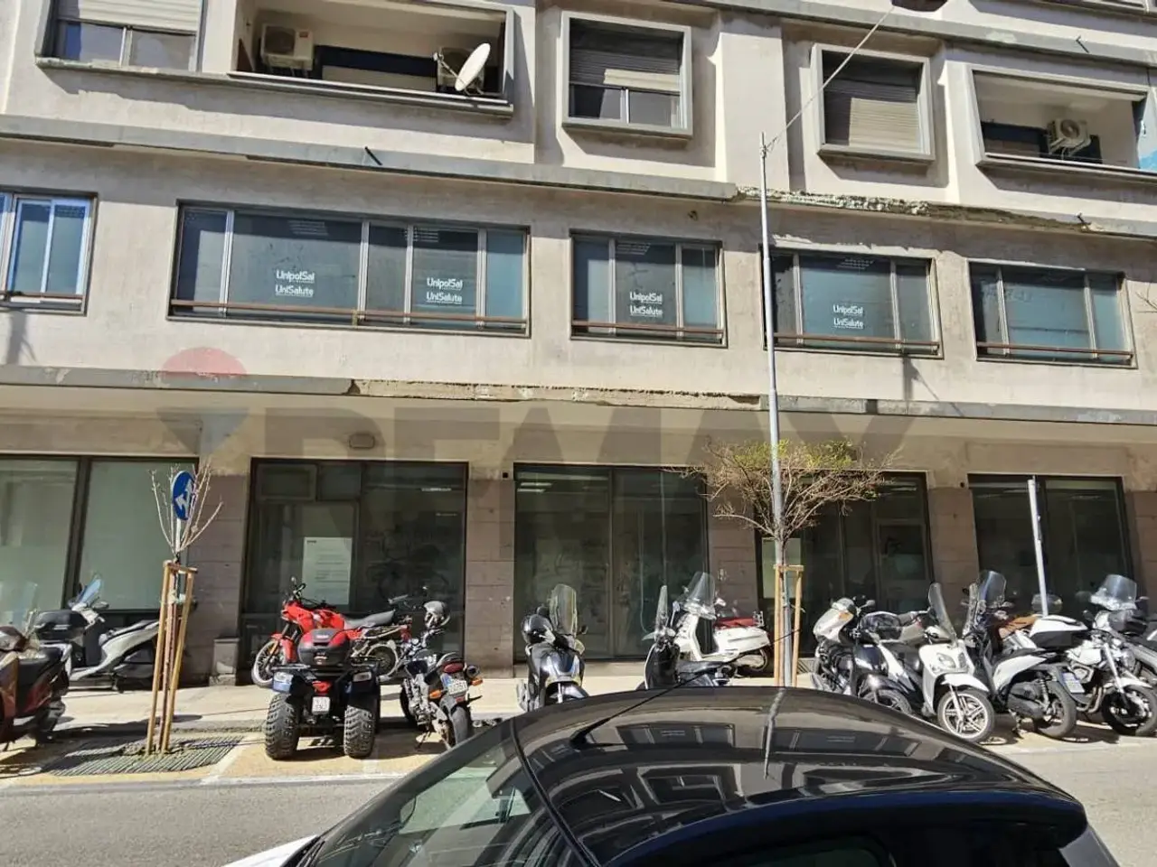 Esercizio commerciale in Via  XXVII Luglio 38, Messina, {3} - Foto 1