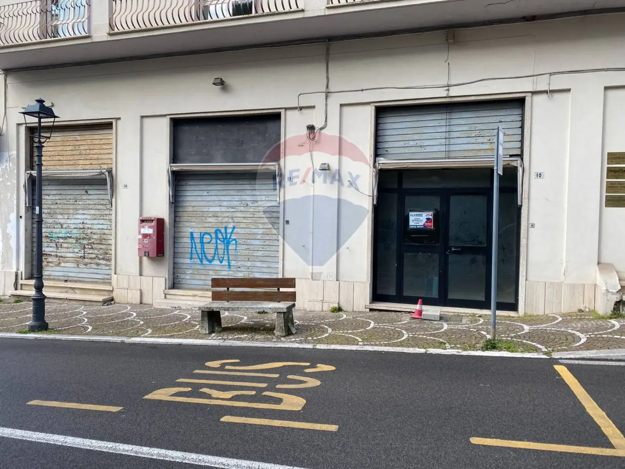 Negozio in Fonte Anticolana 8, Fiuggi, {3} - Foto 1