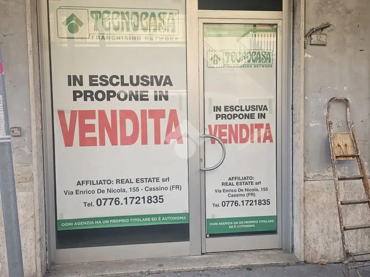 Negozio in Via Riccardo da San Germano 12, Cassino, {3} - Foto 1