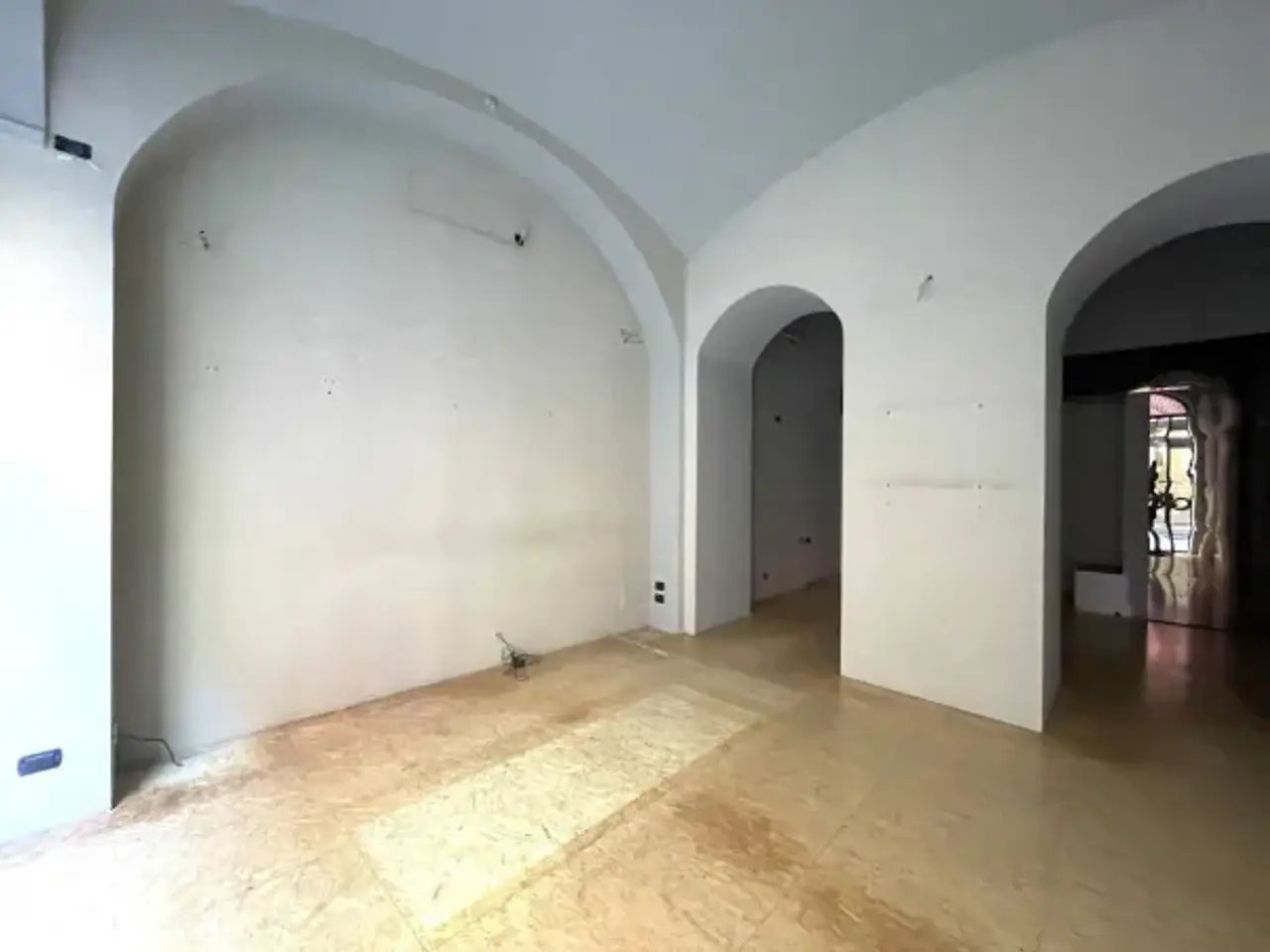Negozio in Corso Italia 30, Novara, {3} - Foto 2