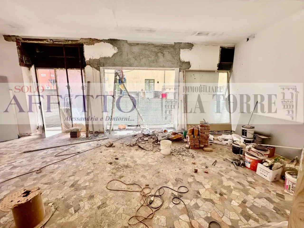 Negozio in Piazza della Liberta', Alessandria, {3} - Foto 1