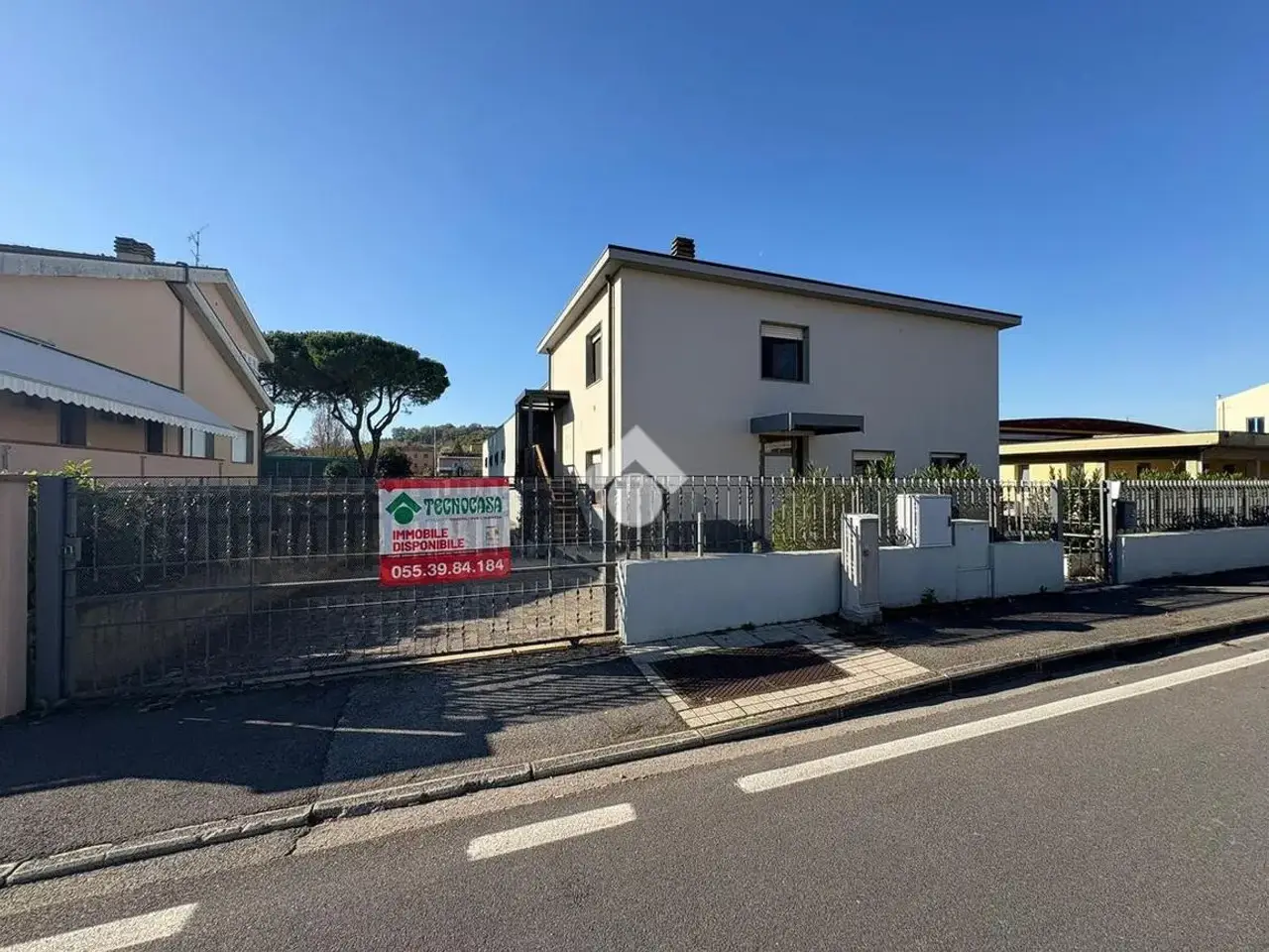 Capannone in Via Carlo Emilio Gadda 16, San Giovanni Valdarno, {3} - Foto 1