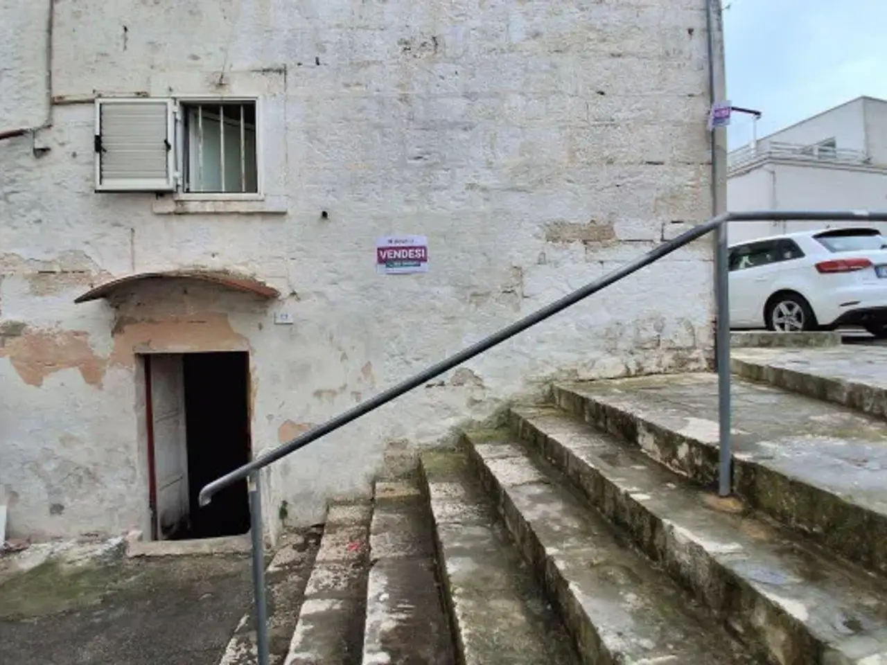 Magazzino in Piazza Umberto I 67, Ceglie Messapica, {3} - Foto 2