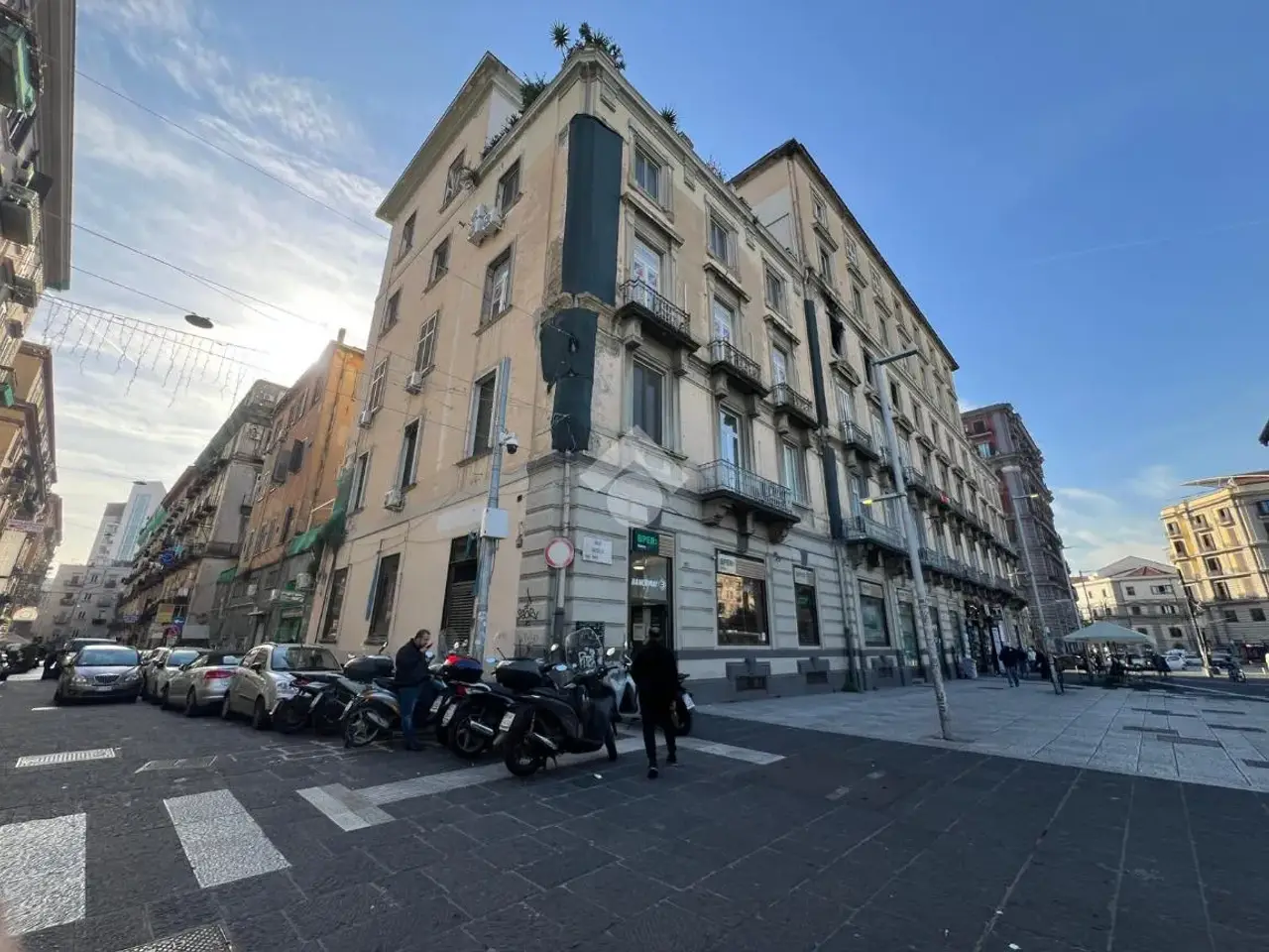 Negozio in Via Silvio Spaventa 40, Napoli, {3} - Foto 2