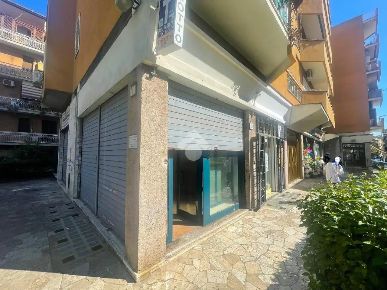 Negozio in Via Francesco d'Ovidio 100, Roma, {3} - Foto 1