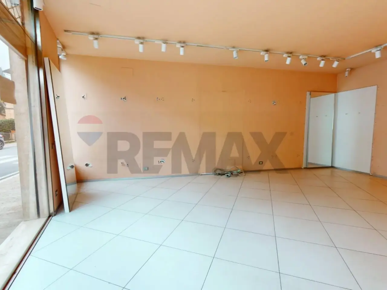 Negozio in , Bastia Umbra, {3} - Foto 1