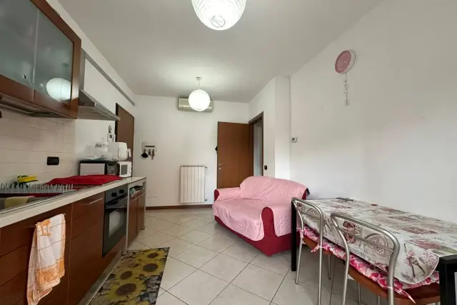 2-room flat in {3}, Piazza Vittime del Terrorismo 3 - Photo 1