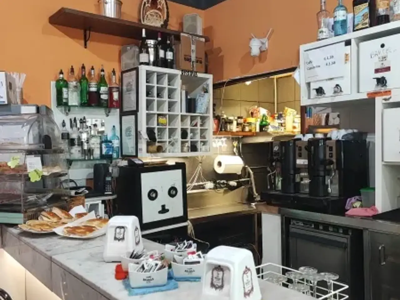 Bar in , Genova, {3} - Foto 2