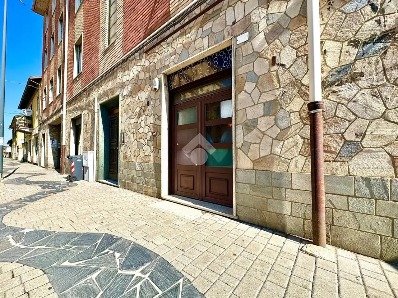 Negozio in Via Ovada 32, Novi Ligure, {3} - Foto 2