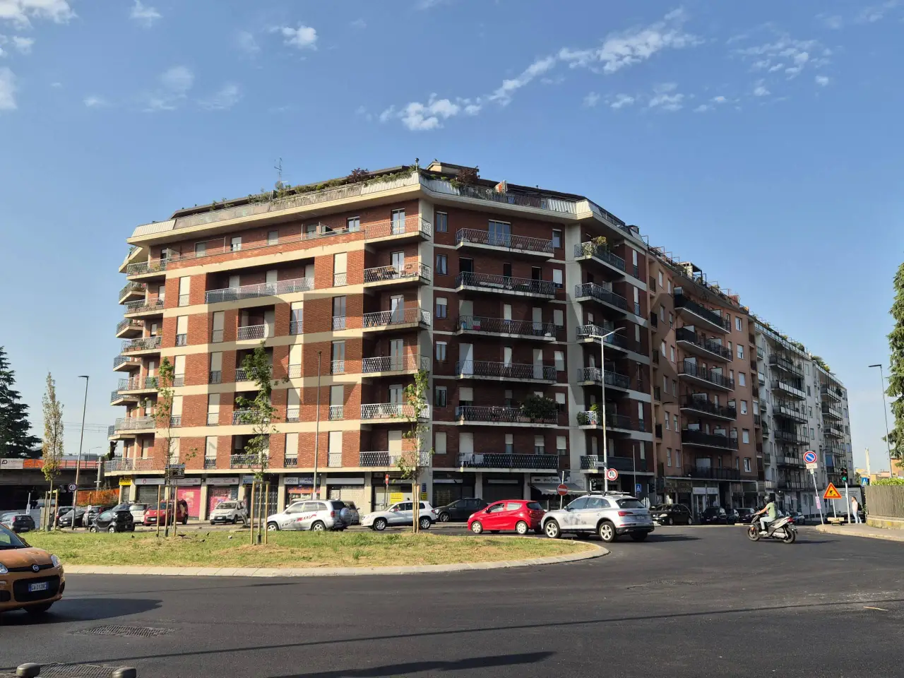 Negozio in , Bergamo, {3} - Foto 1