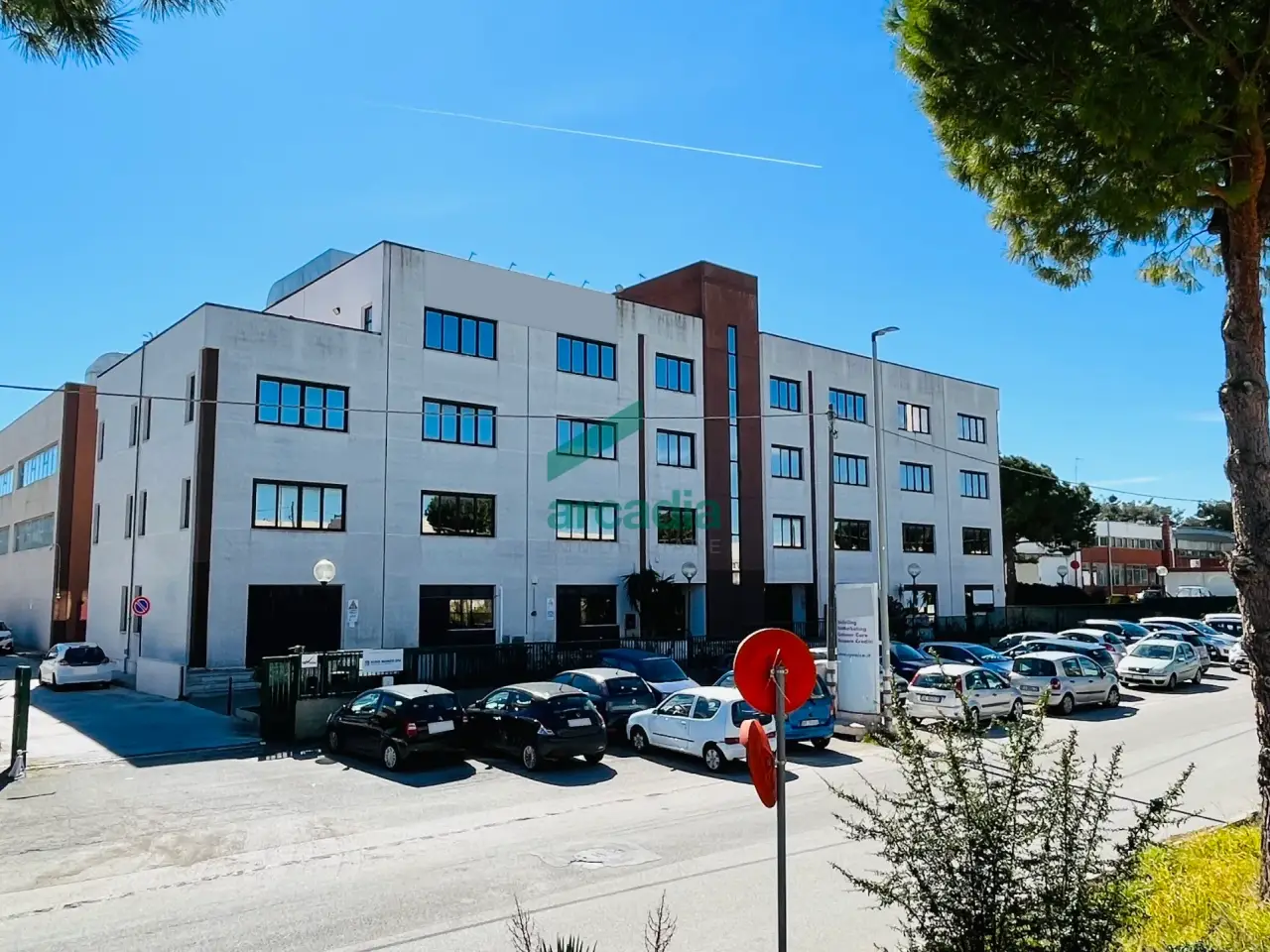 Ufficio in Via Saverio Milella 2/Bis, Bari, {3} - Foto 1