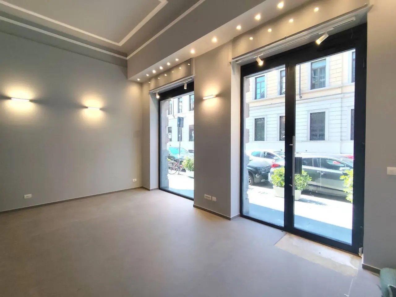 Negozio in Corso di Porta Romana 97, Milano, {3} - Foto 2