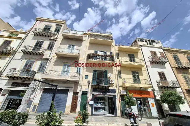 Apartament in {3}, Corso Butera - Photo 1