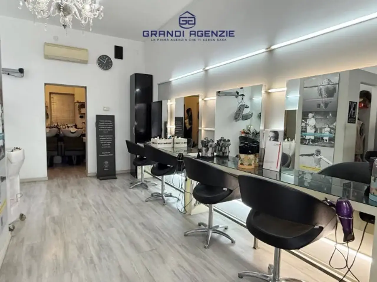 Negozio in Strada Giuseppe Garibaldi 71, Parma, {3} - Foto 2