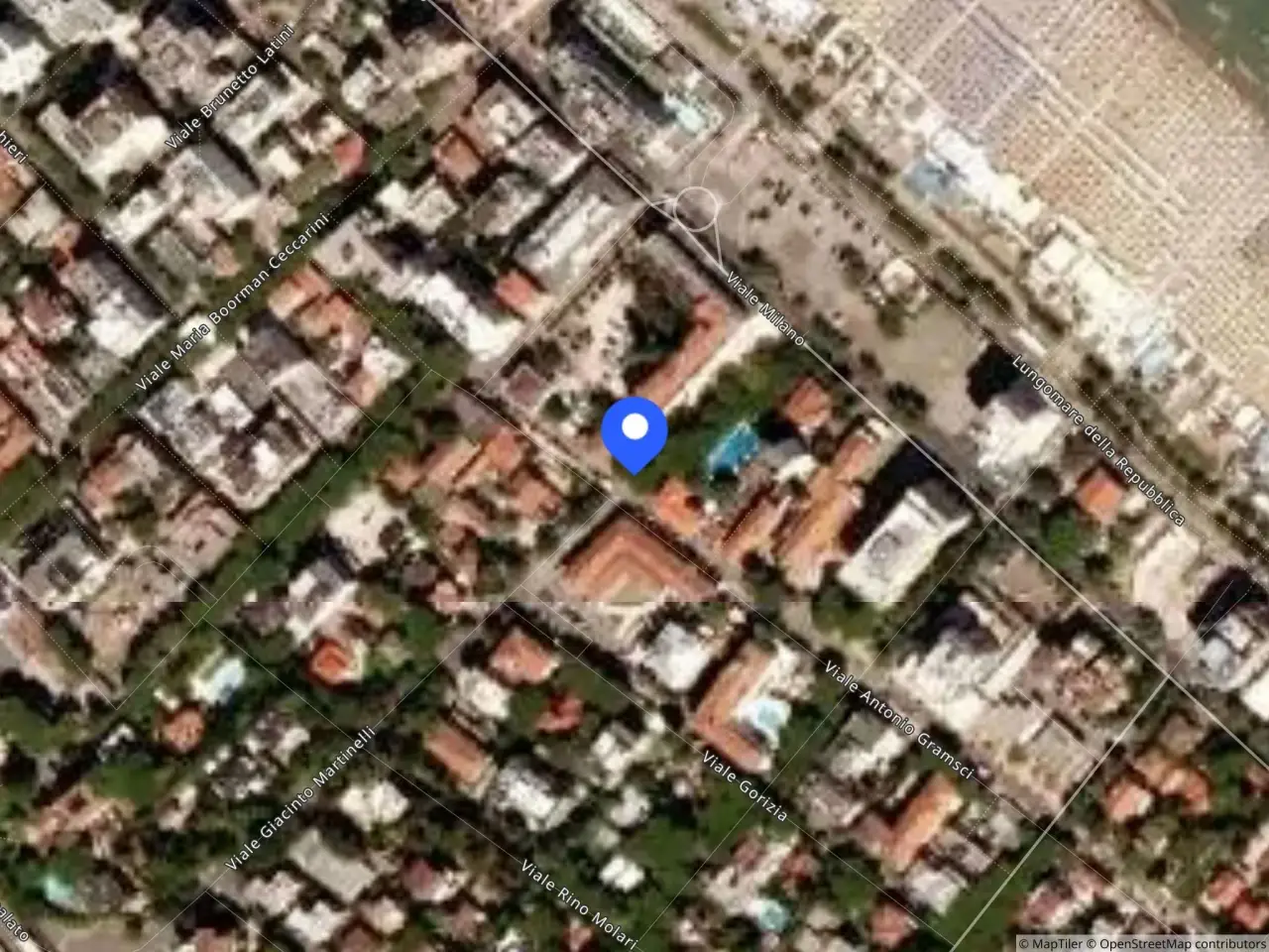Fabbricato misto in Viale Antonio Gramsci, 23, 47838 Riccione Rn, Italia 23, Riccione, {3} - Foto 1