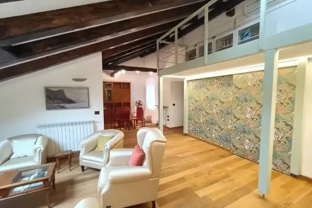 2-room flat in Via San Lazzaro 5, Trieste - Photo 1