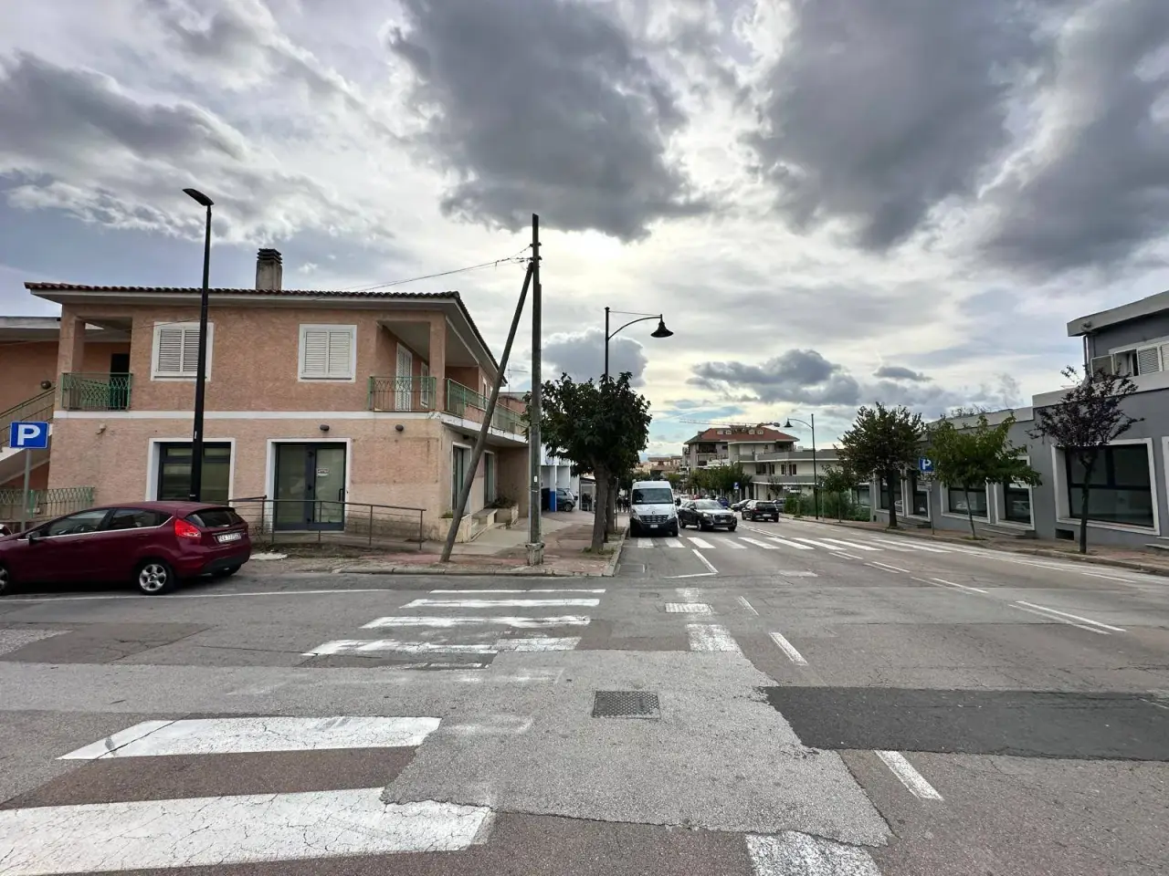 Negozio in Viale Aldo Moro 243, Olbia, {3} - Foto 2