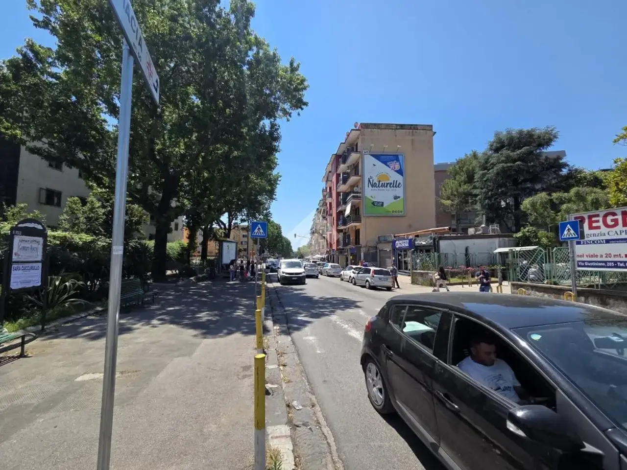 Negozio in Via Giustiniano 309, Napoli, {3} - Foto 2