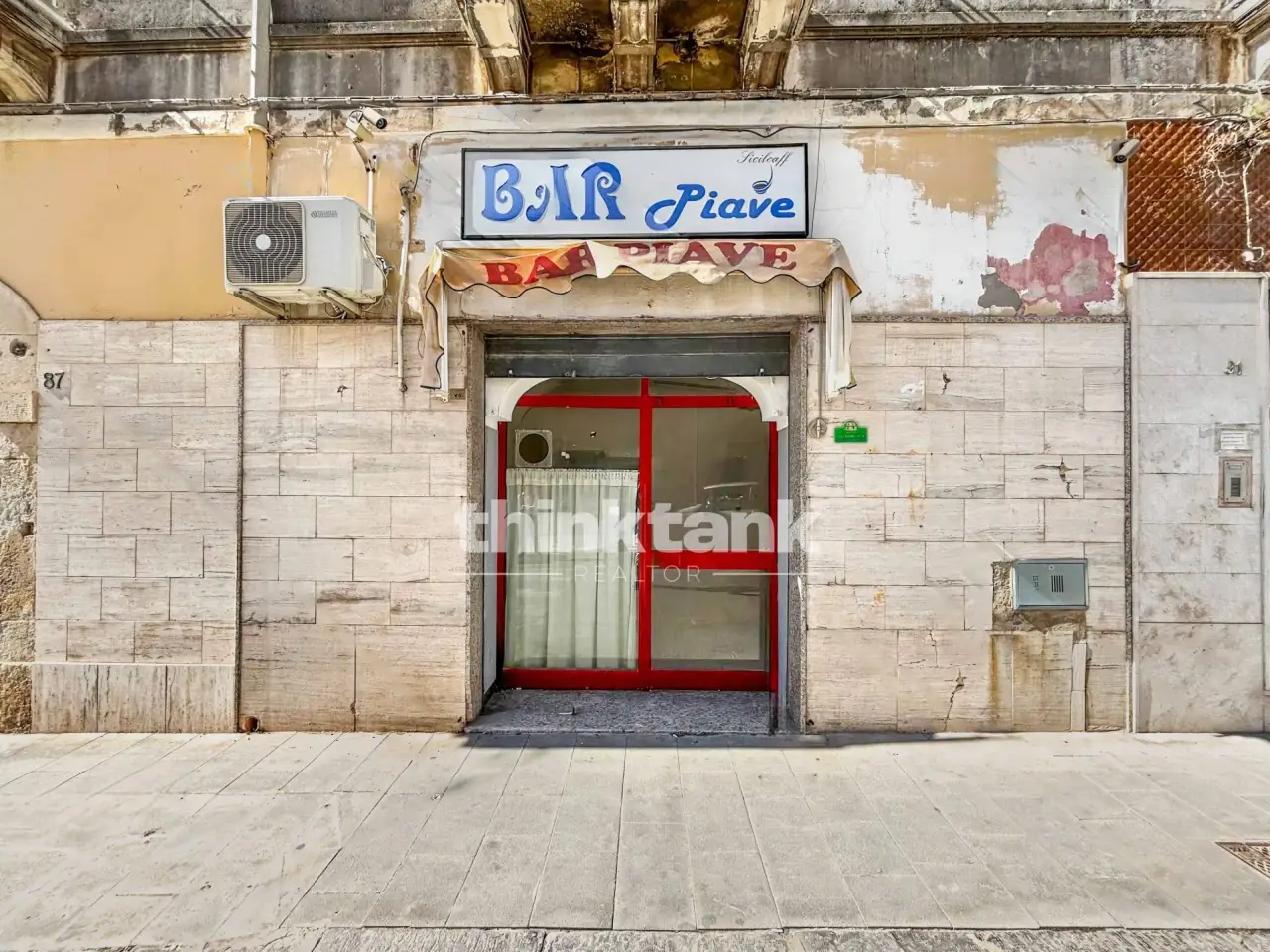 Esercizio commerciale in Via Piave, Siracusa, {3} - Foto 1
