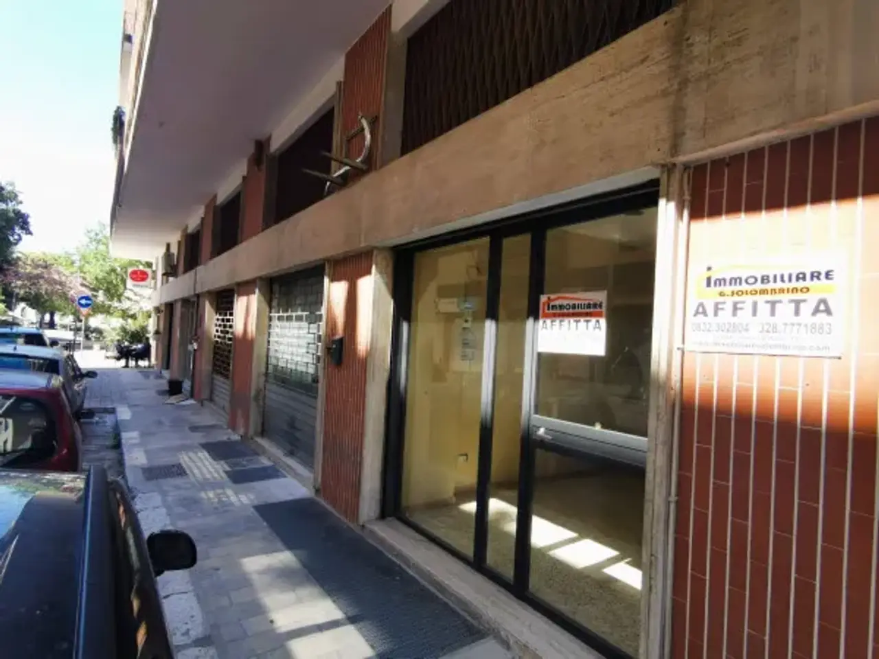 Negozio in Via Camillo Benso di Cavour 39, Lecce, {3} - Foto 1