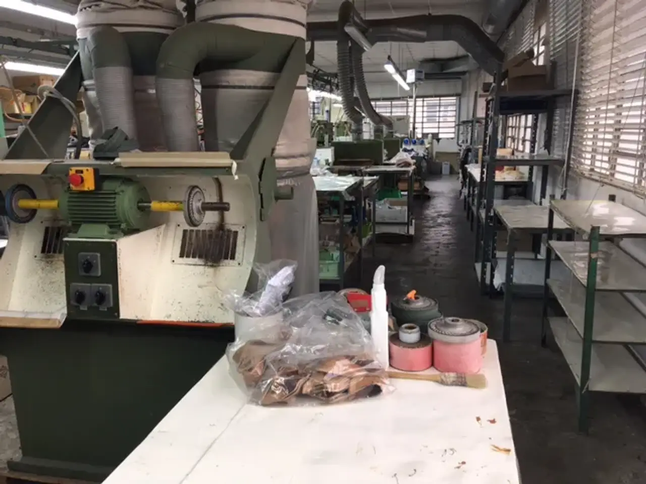 Laboratorio in , Fiesso D'Artico, {3} - Foto 2