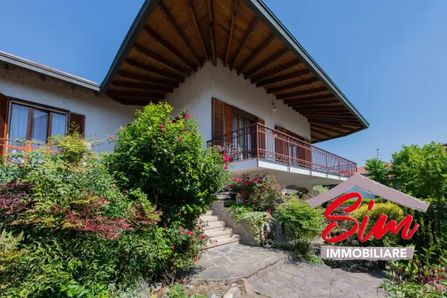 Villa in vendita, Via Umberto I 46, Casaleggio Novara - Foto 1