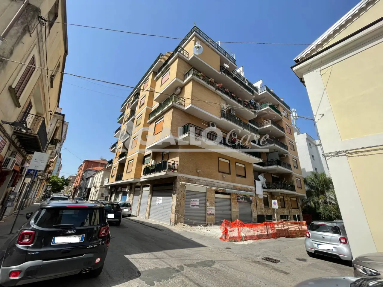 Negozio in Via XXIV Maggio, 87100, Cosenza, Cosenza, {3} - Foto 1