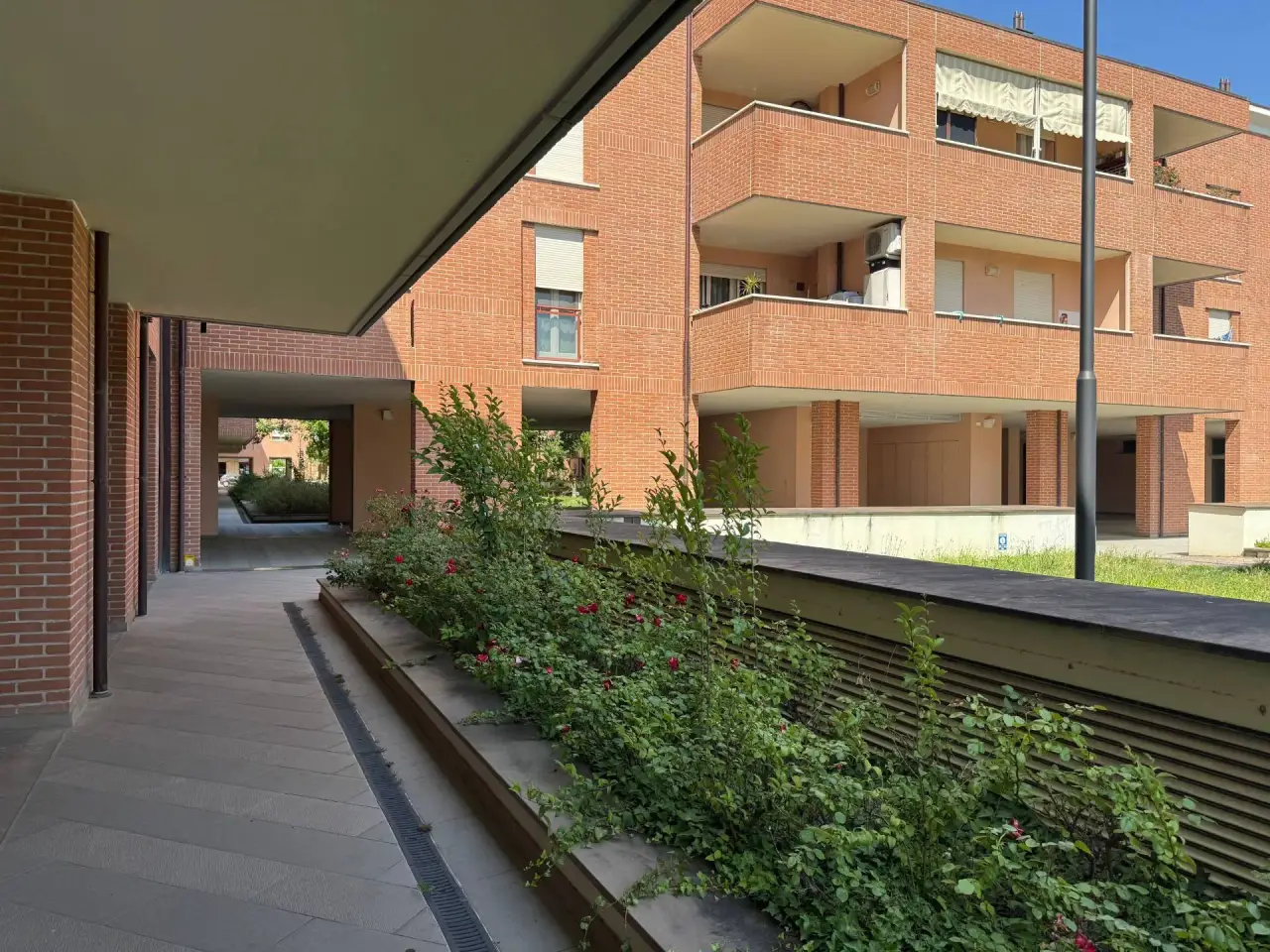 Negozio in Via Napoleone Bonaparte 98, Firenze, {3} - Foto 2