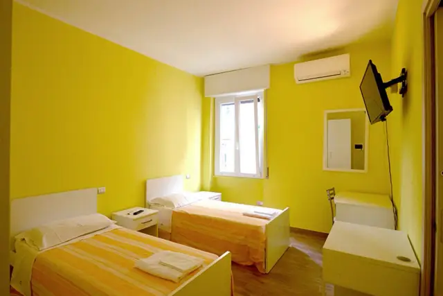 Room in Via Bordighera,34, Milano - Photo 1