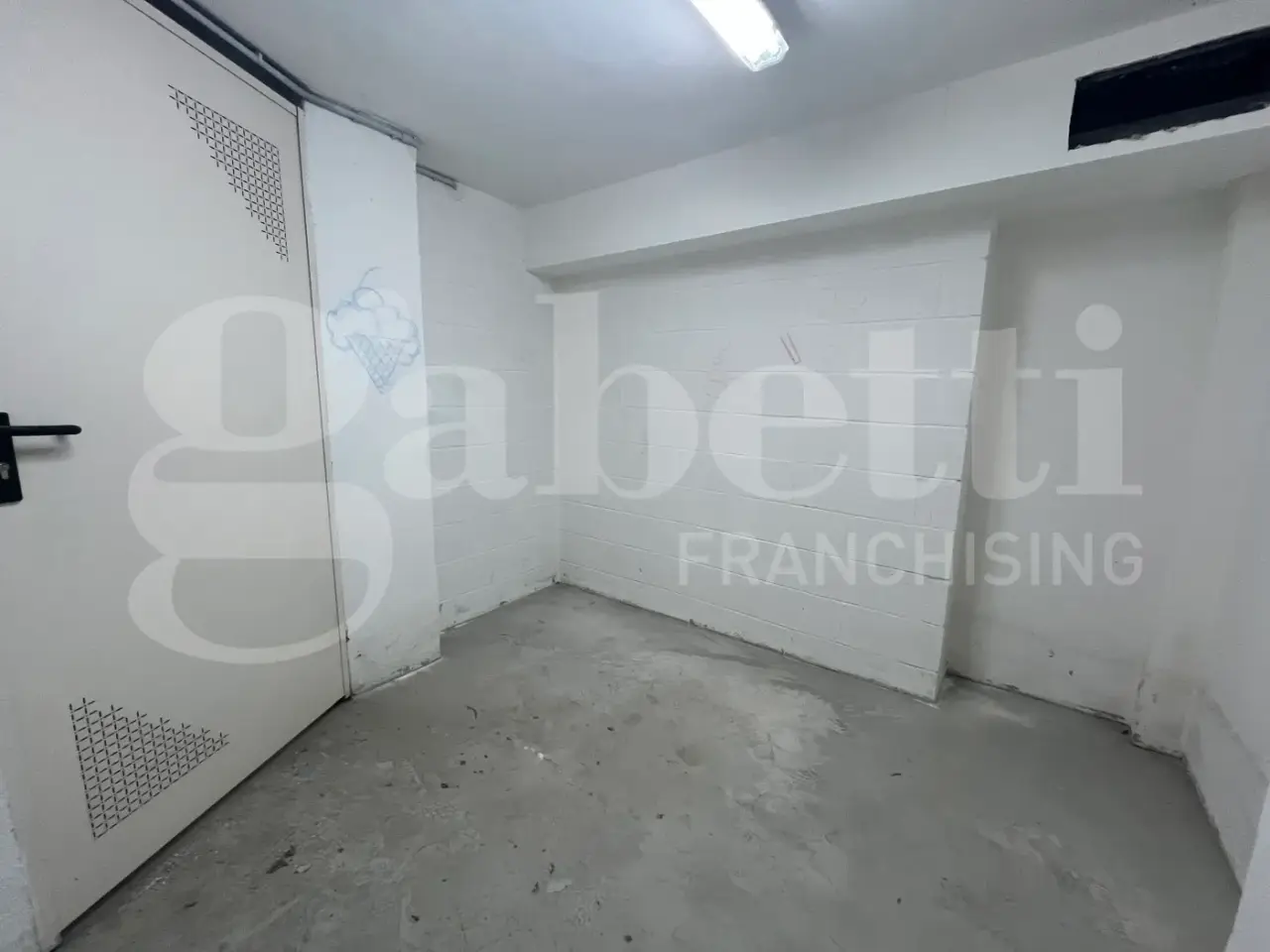 Magazzino in Via delle Strette, Spotorno, {3} - Foto 2