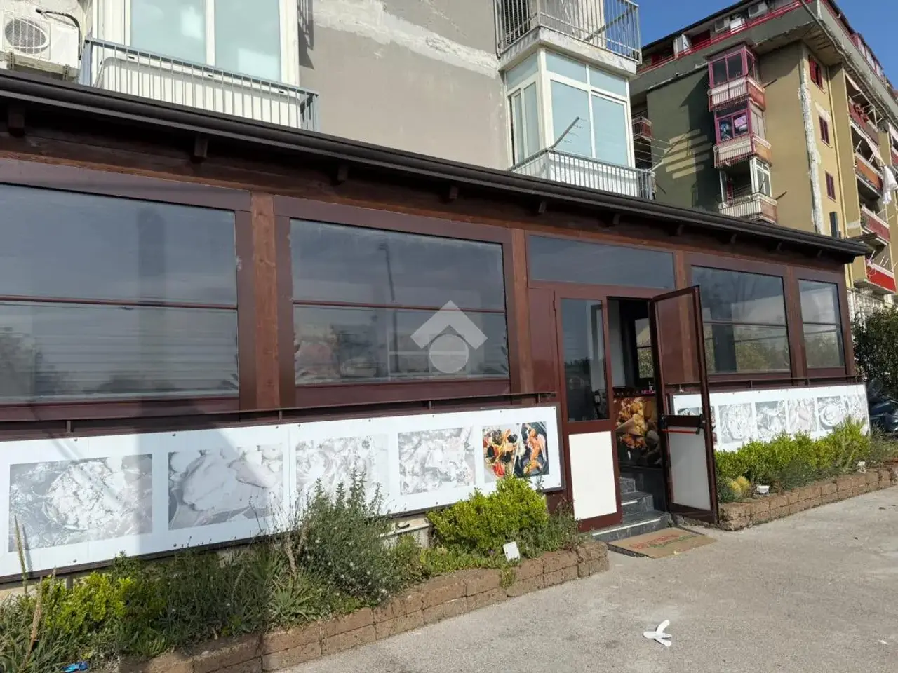 Negozio in Via Vasca Cozzolino 80, Pollena Trocchia, {3} - Foto 1