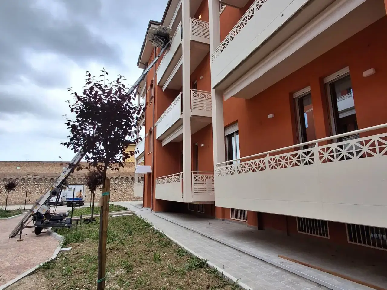 Ufficio in Circonvallazione Ragusa, Teramo, {3} - Foto 2