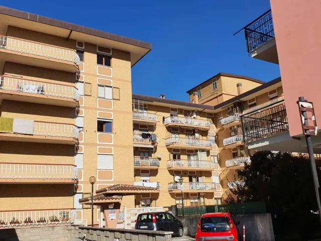 2-room flat in Via Libero Testa 53, Isernia - Photo 1