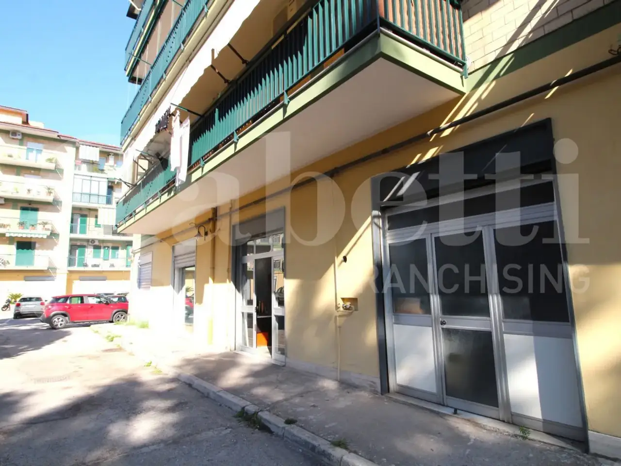 Magazzino in Via Parisi, Arzano, {3} - Foto 2