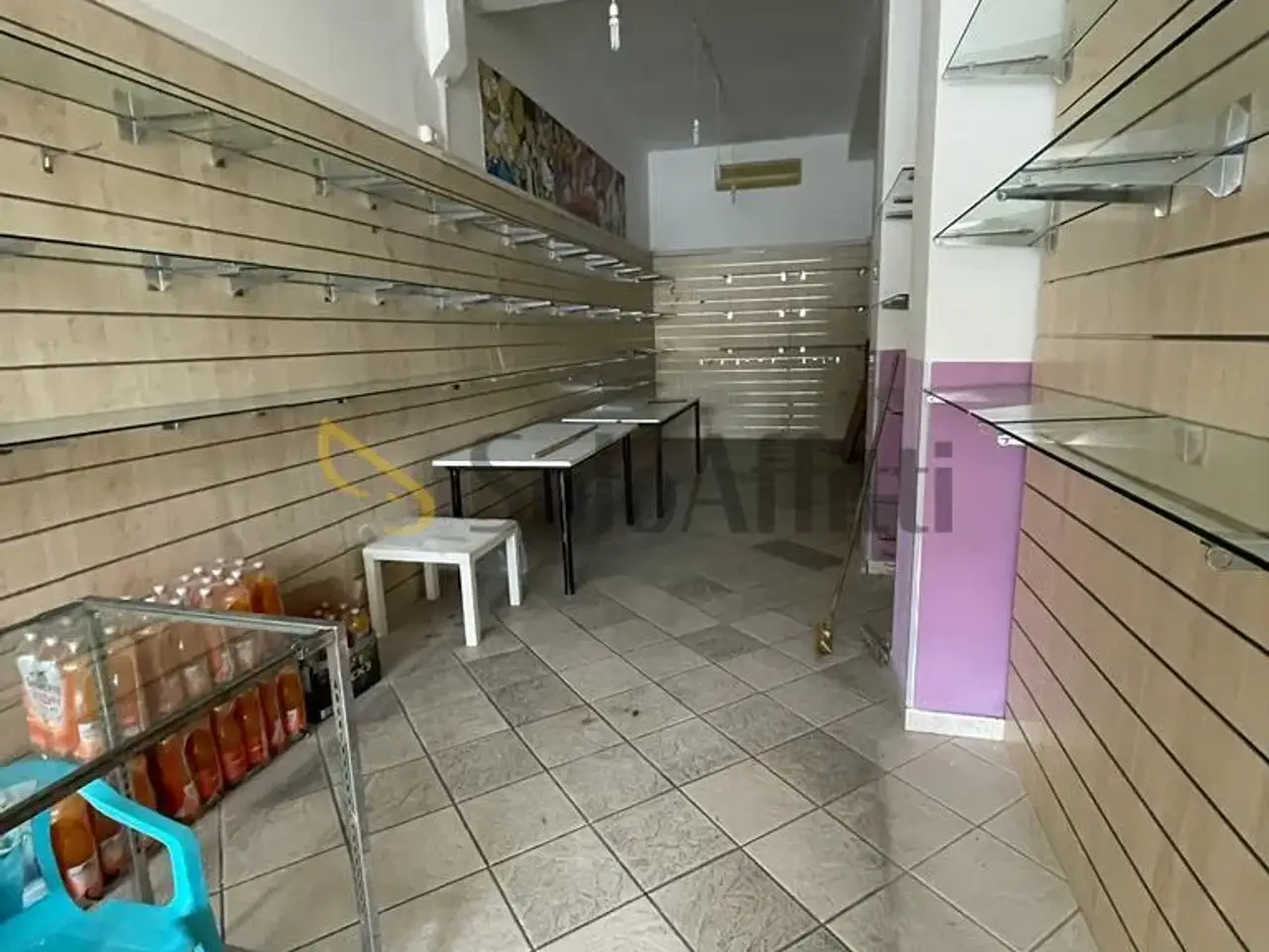 Negozio in Viale Aldo Moro, Reggio Calabria, {3} - Foto 2