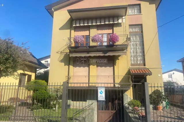 Villa in Via Leonardo da Vinci 10, Lentate sul Seveso - Foto 1