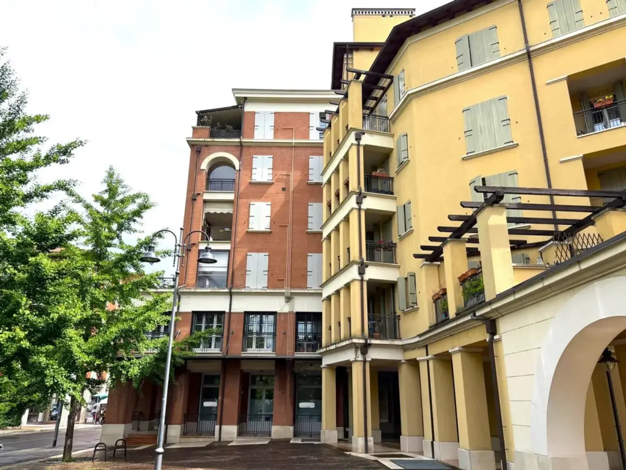 Negozio in , Bologna, {3} - Foto 1