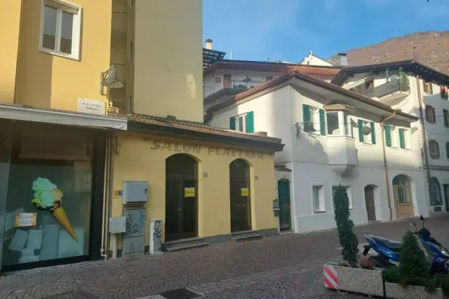 Negozio in Via Conciapelli, Bolzano - Foto 1