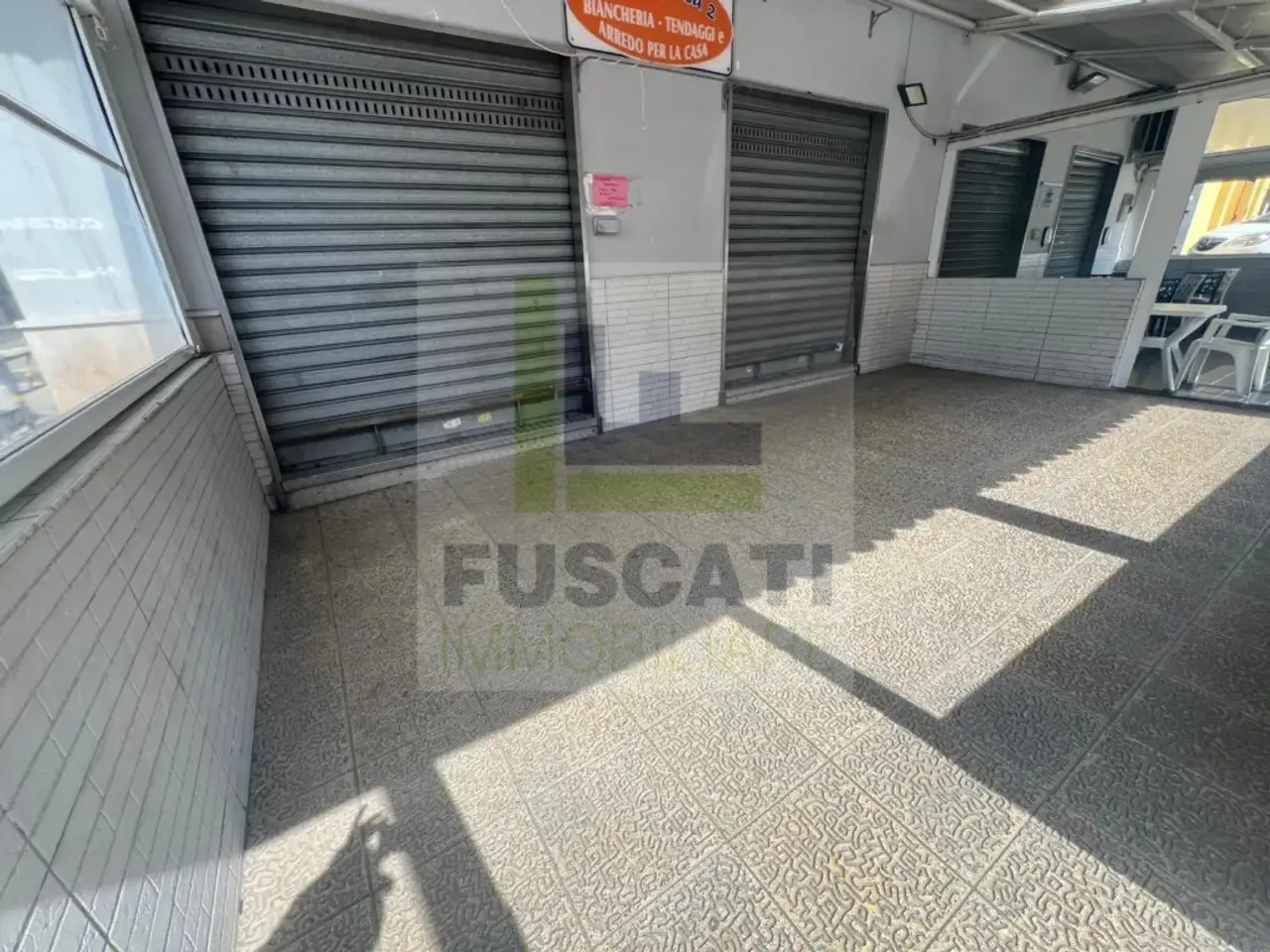 Locale commerciale in Via Napoli, Masseria Grande, Mugnano di Napoli, Napoli, Campania, 80018, Italia, Mugnano Di Napoli, {3} - Foto 1
