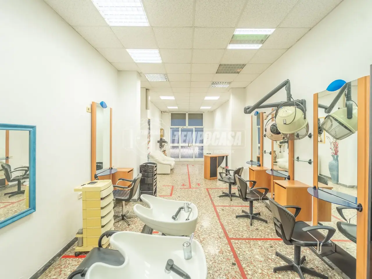 Negozio in Via Carlo Errera  26, Roma, {3} - Foto 1