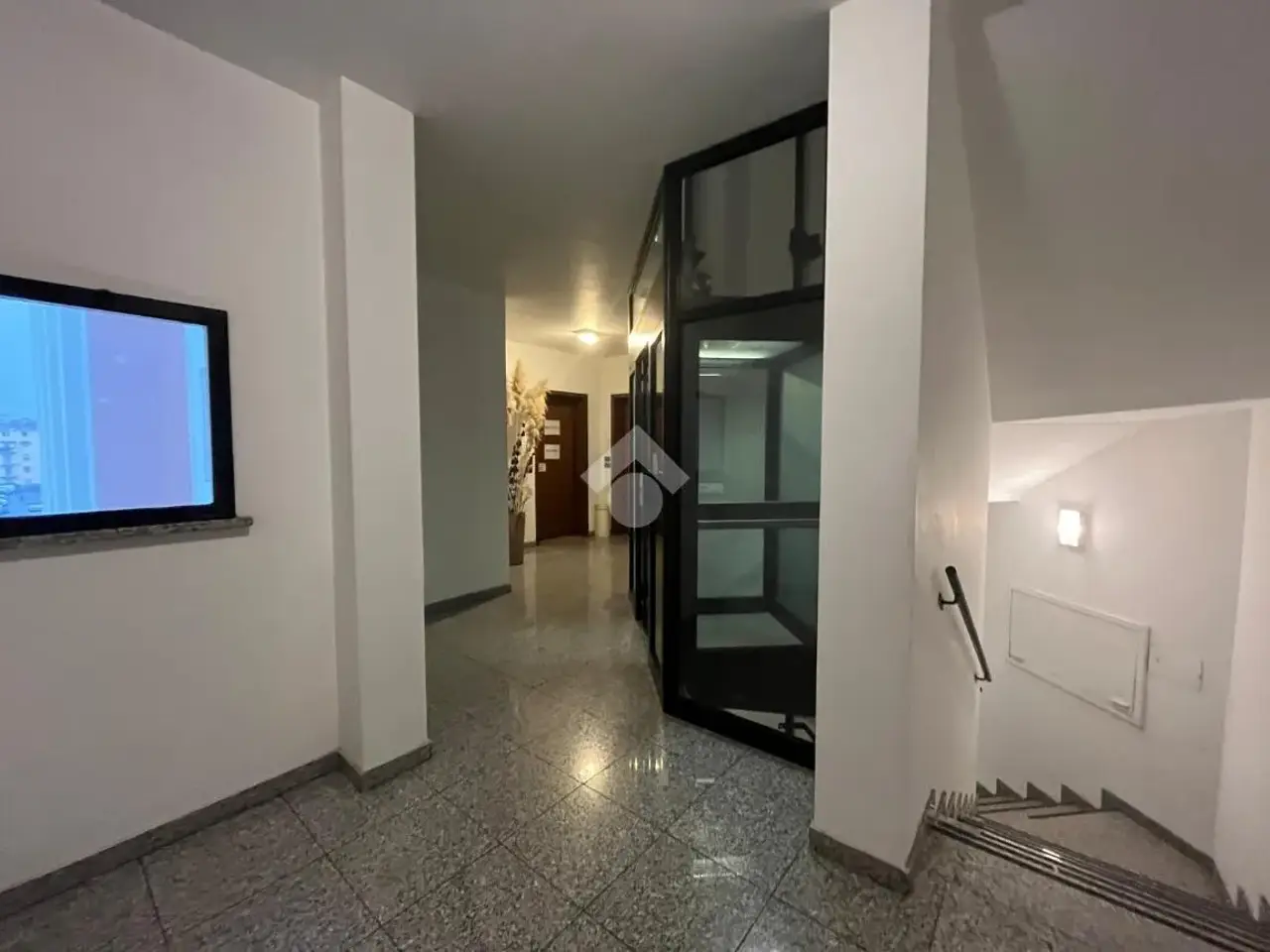 Ufficio in Viale Piacenza 3, Parma, {3} - Foto 1
