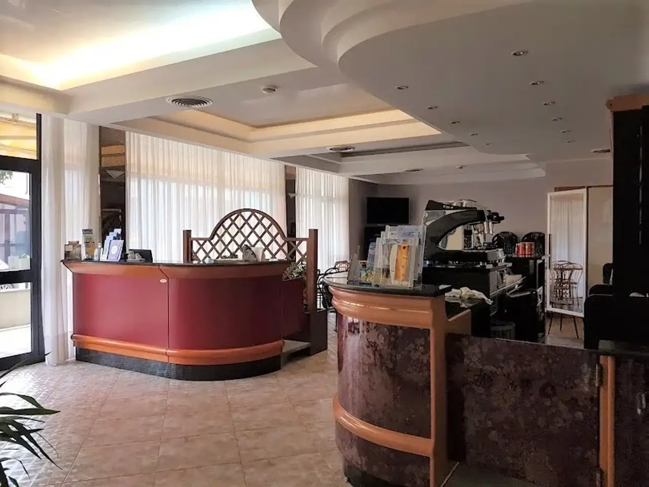 Albergo in , Tortoreto, {3} - Foto 1