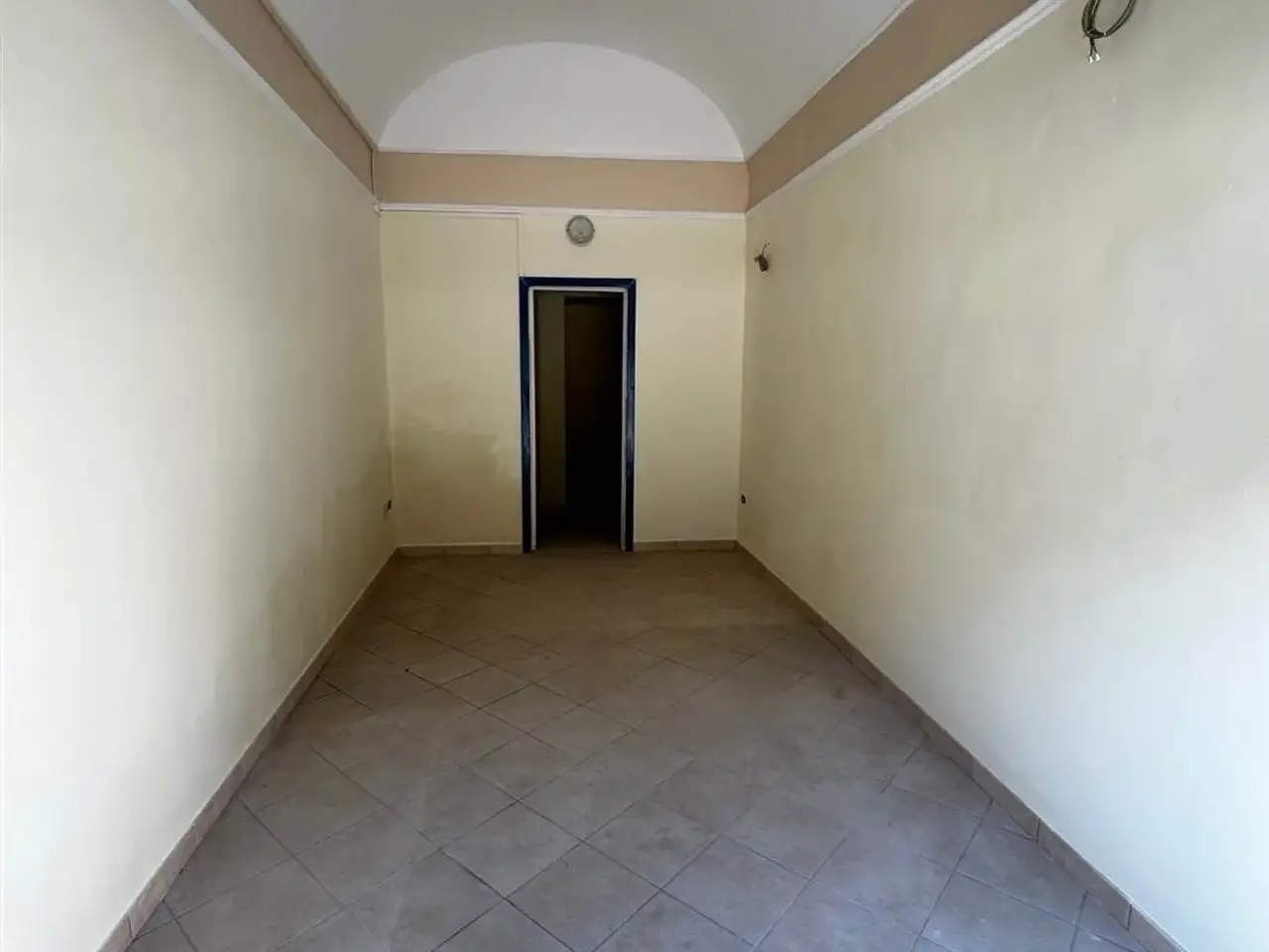 Negozio in Via II Giugno, 33/a, Certaldo, Firenze, Certaldo, {3} - Foto 2
