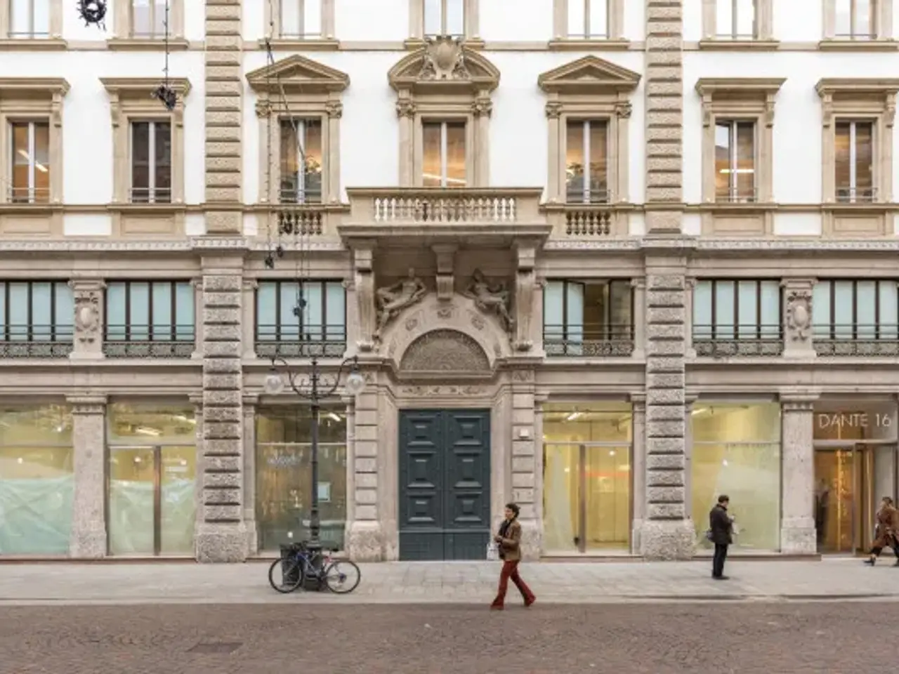 Ufficio in Via Dante 16, Milano, {3} - Foto 2